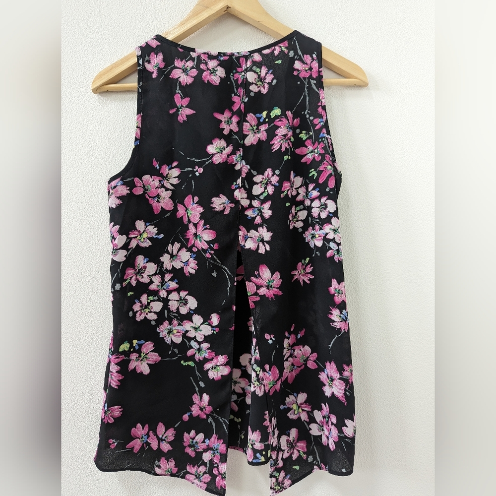 Express split back tank top - Picture 3 of 3